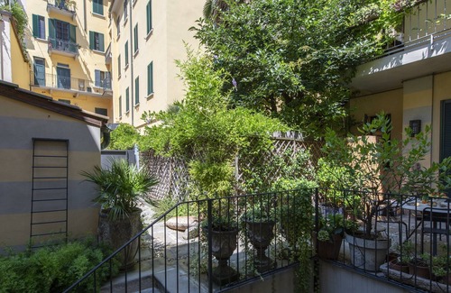 San Marco Apartment | Apartment with garden in the heart of Brera with air conditioning and wi-fi