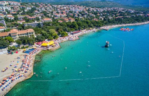 Novi Vinodolski Apartment | Apartment with heated pool, whirpool, view, near beach - by TRAVELER tourist agency Krk - ID 2683