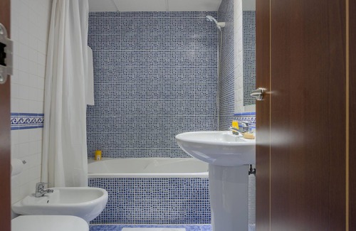 Ensanche Centro Apartment | Apartment with hotel facilities in the historic center