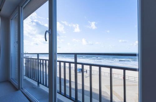 Middelkerke Apartment | Apartment with magnificent sea-view