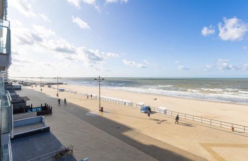 Middelkerke Apartment | Apartment with magnificent sea-view