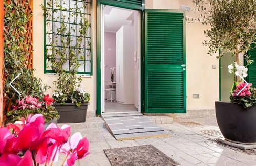 Vatican Apartment | Apartment with parking space and separate entrance