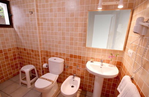 Benimantell Apartment | Apartment with pool in charming village and with beautiful views to the mountain