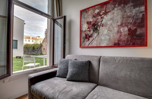 Cannaregio Apartment | Apartment with private courtyard, wifi and washing machine, a few steps from the Ghetto