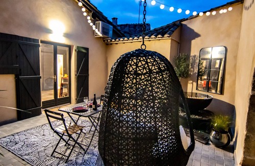 Congenies Apartment | Apartment with Private Jacuzzi and Terrace, Heated Pool, Sauna, Billiards