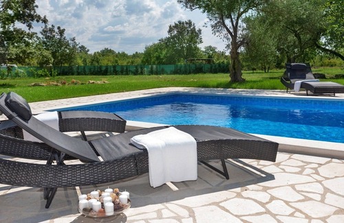 Nova Vas Apartment | *Apartment with private pool and large garden