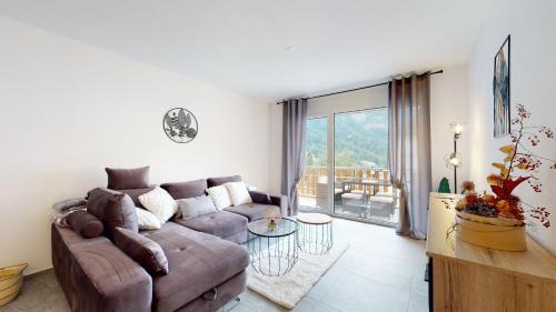 Leukerbad Apartment | Apartment with sauna and mountain view