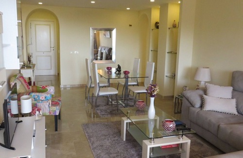 Manilva Apartment | Apartment with sea views, not far from the beach.