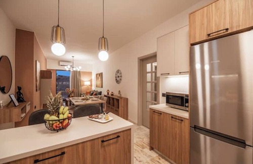 Chania Town Apartment | Apartment with sea view 10 minutes from the beach, old town, city