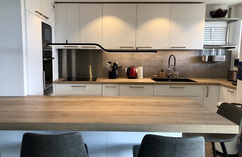 Nice Apartment | Apartment with sea view 2 min from the beach, terrace, swimming pool and parking