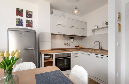 Vrsar Apartment | Apartment with sea view, only 50 m from the sea, new and modern