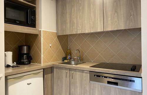 Perros-Guirec Apartment | Apartment with SWIMMING POOL, WIFI, beach of Trestraou in PERROS-GUIREC