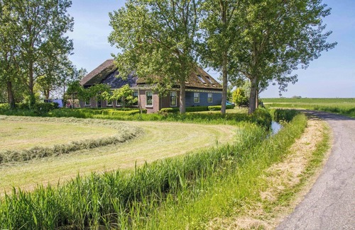 Schagen Apartment | Apartment with view of North Holland landscape