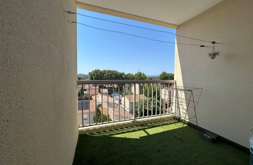 Razimbaud Apartment | Apartment with view, quiet and comfort in Narbonne