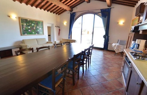 Sant'Appiano Apartment | Apartment with WIFI, pool, TV, patio, pets allowed, panoramic view, parking, close to San Gimignano