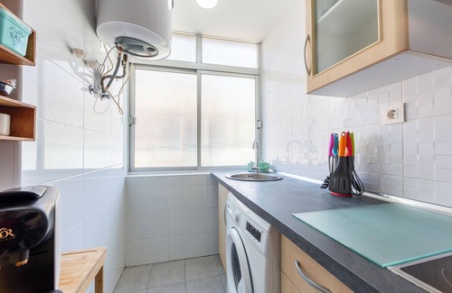 Almeria Apartment | Apartment 'Zapillo' with Wi-Fi and Air Conditioning