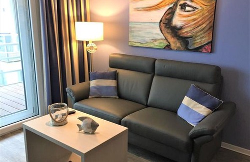 Eckernfoerde Apartment | Apartmenthaus Hafenspitze, Ap 33 'Fördetraum' Sauna, Blickrichtung offene See