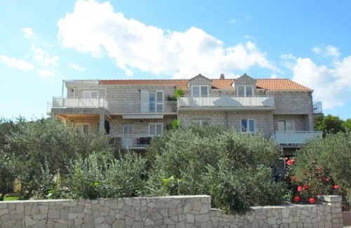 Lumbarda Apartment | Apartments Željko, (8279), Lumbarda, hr
