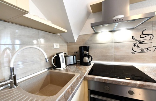 Seliste Dreznicko Apartment | Apartments and rooms Dragica, (16215), Selište Drežnicko, hr