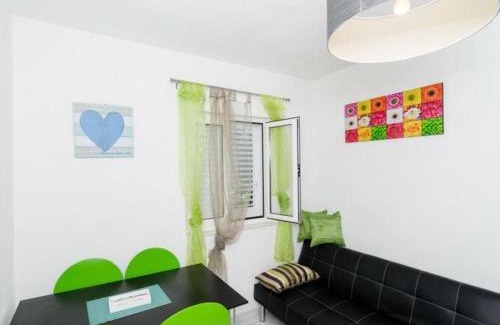 Kobas Apartment | Apartments Ammos - One Bedroom Apartment with Shared Terrace and Sea View Veliki