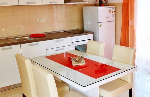 Vinisce Apartment | Apartments Anamarija, (14980), Vinišće, Croatia