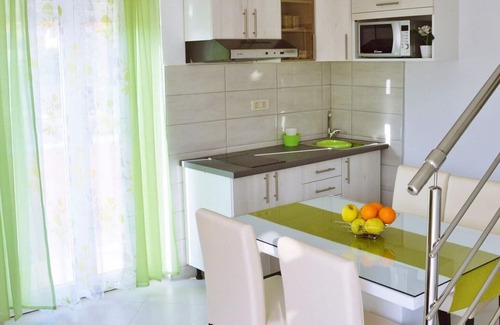 Vinisce Apartment | Apartments Anamarija, (14981), Vinišće, Croatia