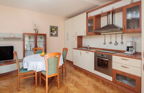 Omis Apartment | Apartments and Room Alen (39481-A4) - Duce