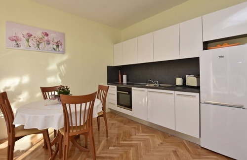 Omis Apartment | Apartments and Room Alen (39481-A5) - Duce