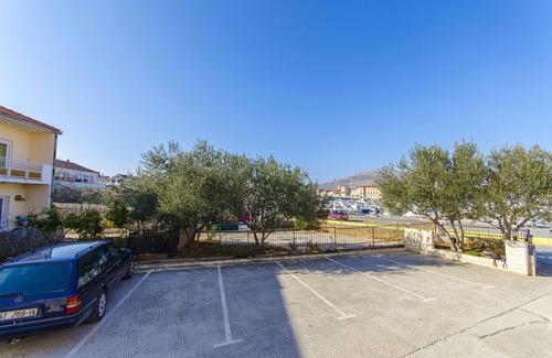 Trogir Apartment | Apartments and Rooms Iva (47621-A9) - Trogir