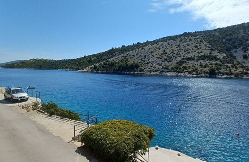 Vinisce Apartment | Apartments at seaside, just few meters, at quite location