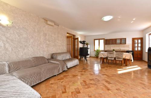 Bale Apartment | Apartments Bale 1945