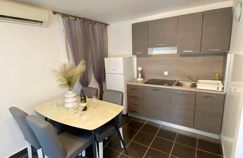 Baska Voda Apartment | Apartments Boris, (15158), Baška Voda, Croatia