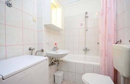 Vintijan Apartment | Apartments Bovarović (72641-A2) - Pula