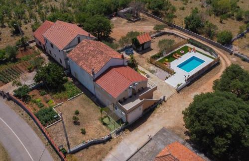 Gradina Apartment | Apartments Brkić, Lozovac Krka NP with Pool