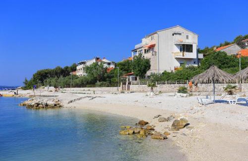 Seget Donji Apartment | Apartments by the sea Seget Donji, Trogir - 19351