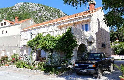Trstenik Apartment | Apartments by the sea Trstenik, Peljesac - 4570