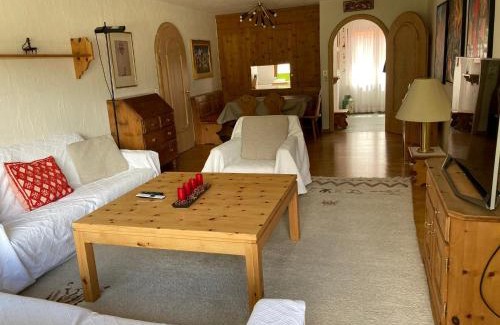 Surlej Apartment | Apartments Chesa Guardaval