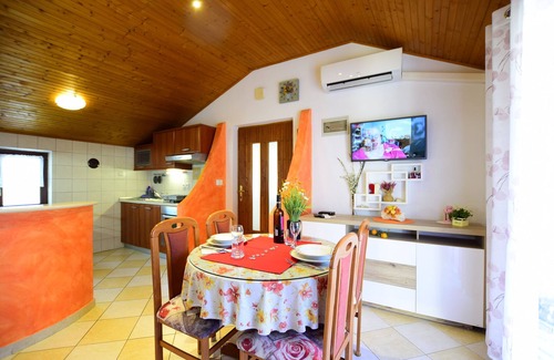 Golovik Apartment | Apartments Golovik II (117081-A1) - Brseč