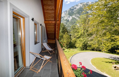 Ukanc Apartment | Apartments Goldhorn Kingdom - Two bedroom apartment with Balcony (D)