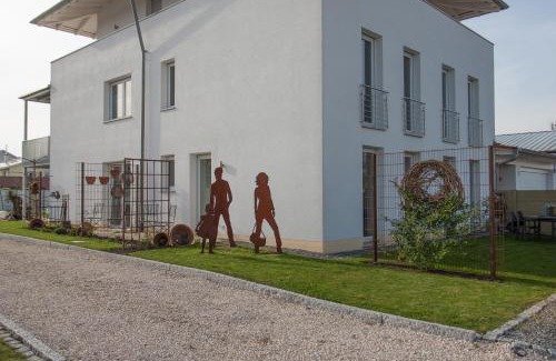 Rust Apartment | Apartments "Happy Family"