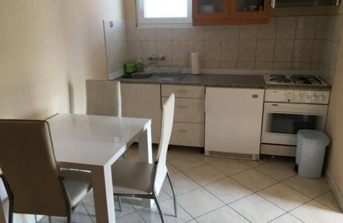 Turanj Apartment | Apartments Roko- One bedroom apartment with balcony and sea view (B3)