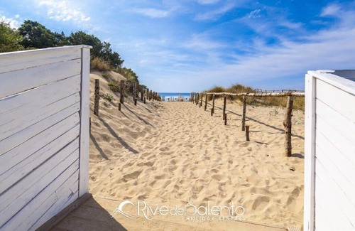 Punta Prosciutto Apartment | Apartments in residence in Punta Prosciutto with direct access to sandy beach