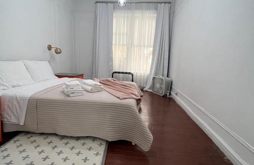 Washington Heights Apartment | Apartments in New York, NY, USA