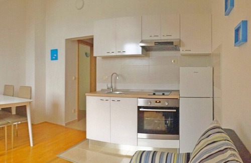 Dugi Rat Apartment | Apartments Iskra, (15942), Duće, Croatia