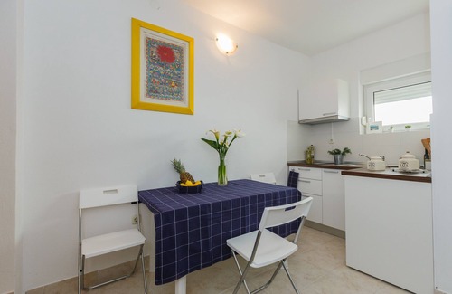 Jesenice Apartment | Apartments Jadro A1 Directly on the beach with sea view