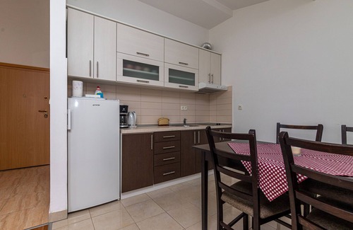 Municipality of Trogir Apartment | Apartments Janja (30131-A1) - Arbanija (Ciovo)