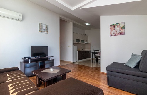 Municipality of Trogir Apartment | Apartments Janja (30131-A1) - Arbanija (Ciovo)