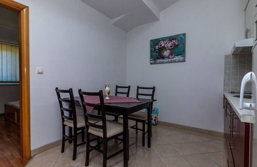 Municipality of Trogir Apartment | Apartments Janja (30131-A8) - Arbanija (Ciovo)