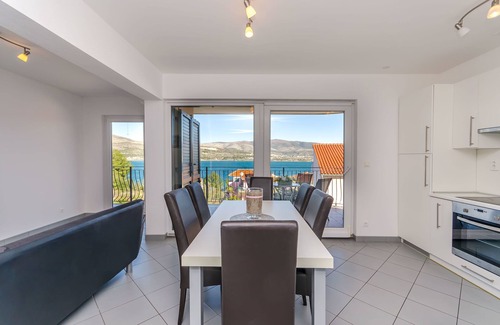 Municipality of Trogir Apartment | Apartments Mia (77371-A2) - Arbanija (Ciovo)