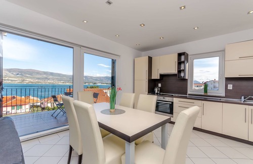Municipality of Trogir Apartment | Apartments Mia (77371-A3) - Arbanija (Ciovo)